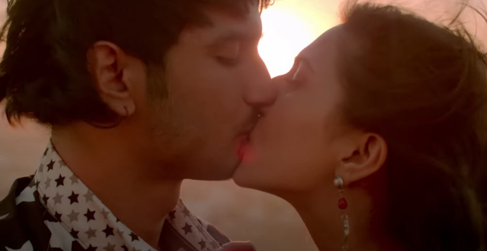 sushant singh rajput kissing scene